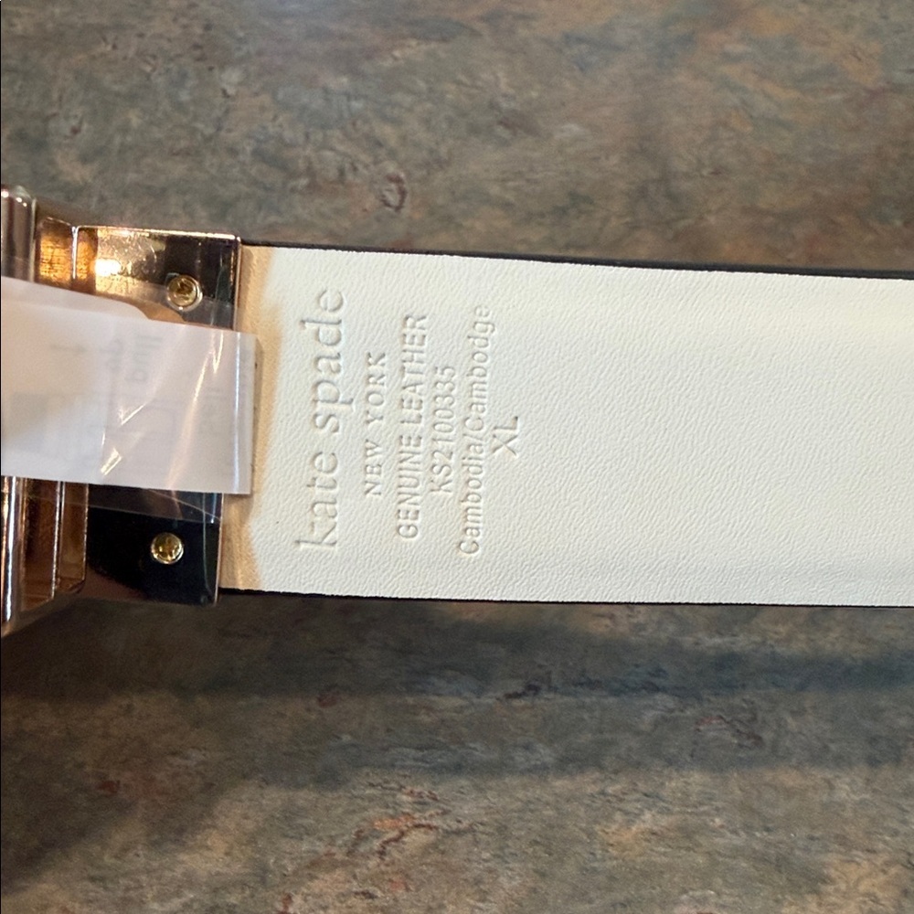 Kate Spade White and Black Reversible Belt with Gold Buckle XL NWT - Picture 3 of 6